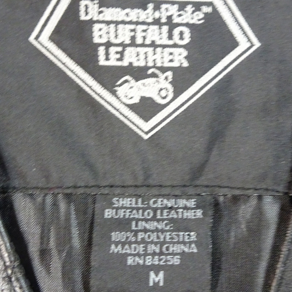 Biker Motorcycle Black Leather Vest w/ Patches Med - Picture 3 of 8